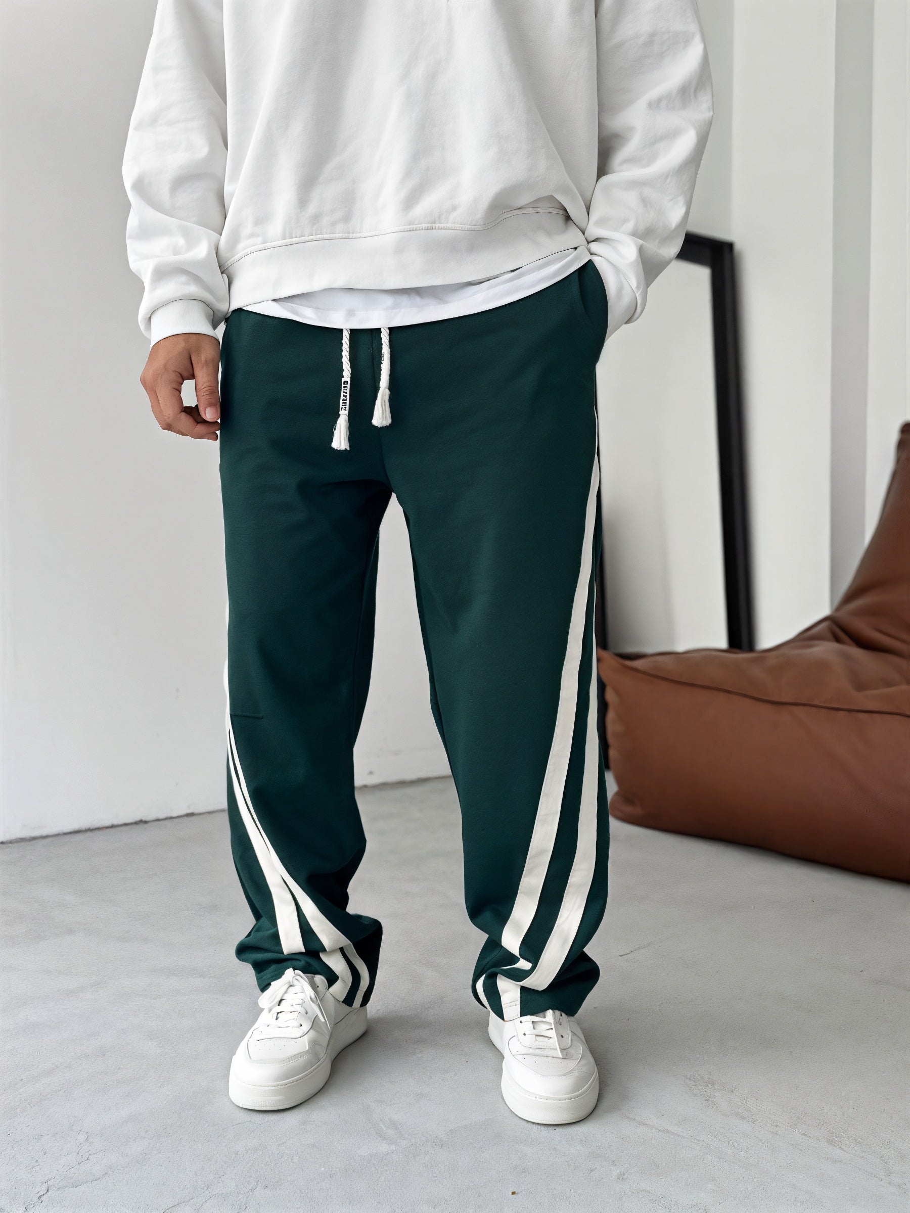 GREEN PANTS