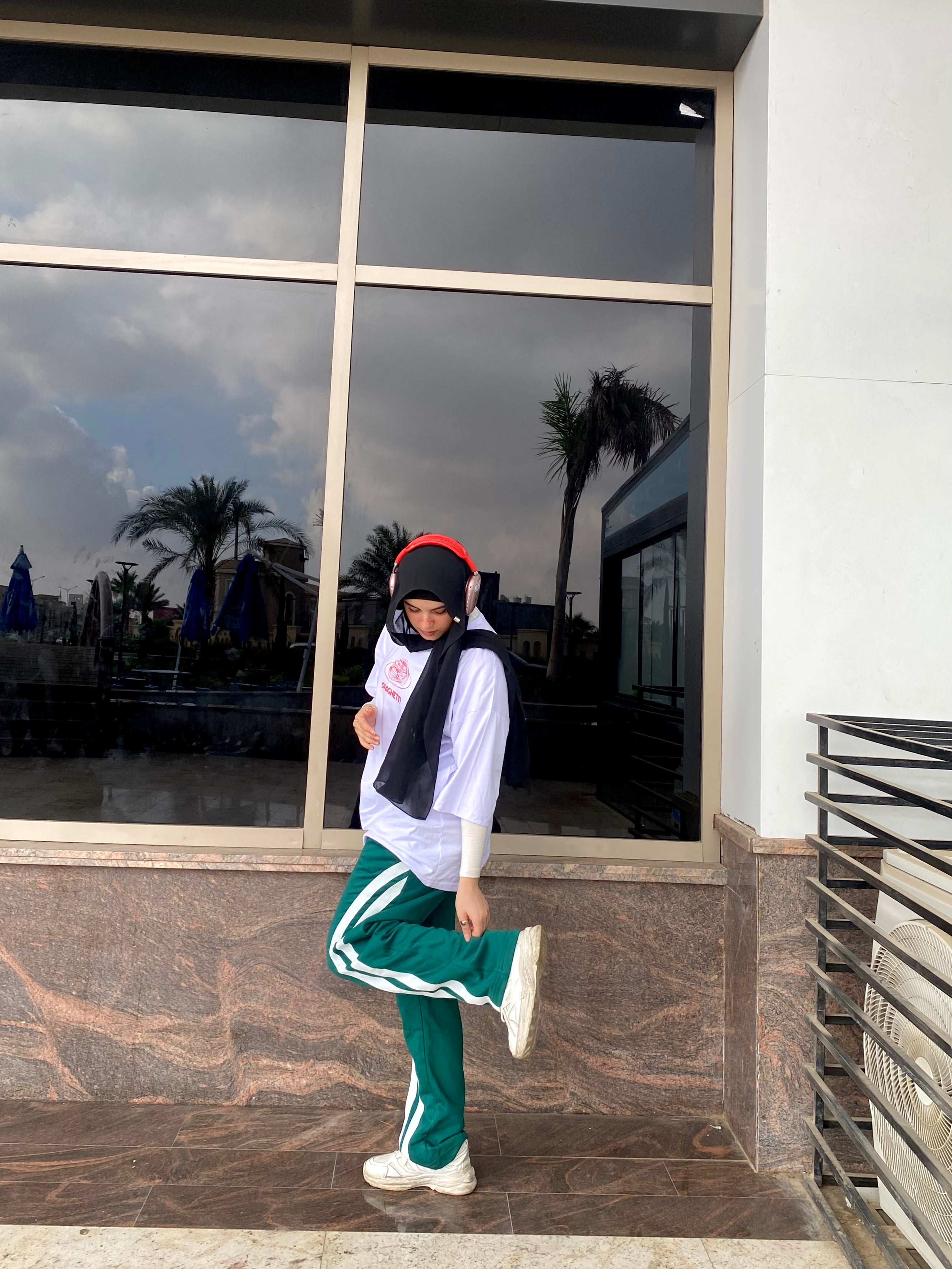 GREEN PANTS FEMALE